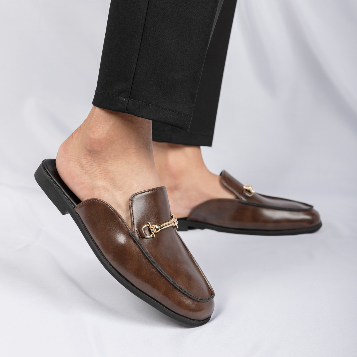 أحذية رجالية كاجوال من الجلد ب - مراجعة Flip Flop Leather Men وسعره