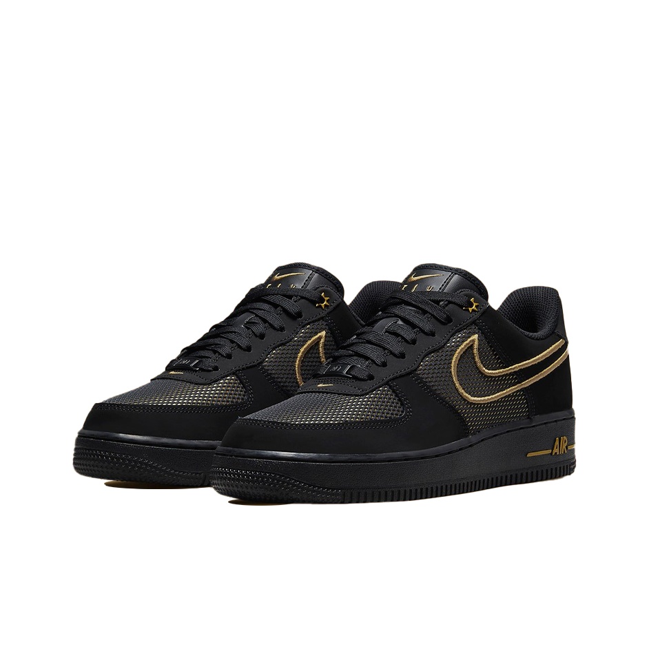 حذاء نايك إير فورس 1 للنساء من - مراجعة Nike Shoes Air Force 1 وسعره